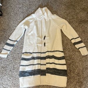 Gap Cream Striped Long Cardigan with clasp detail - size XS